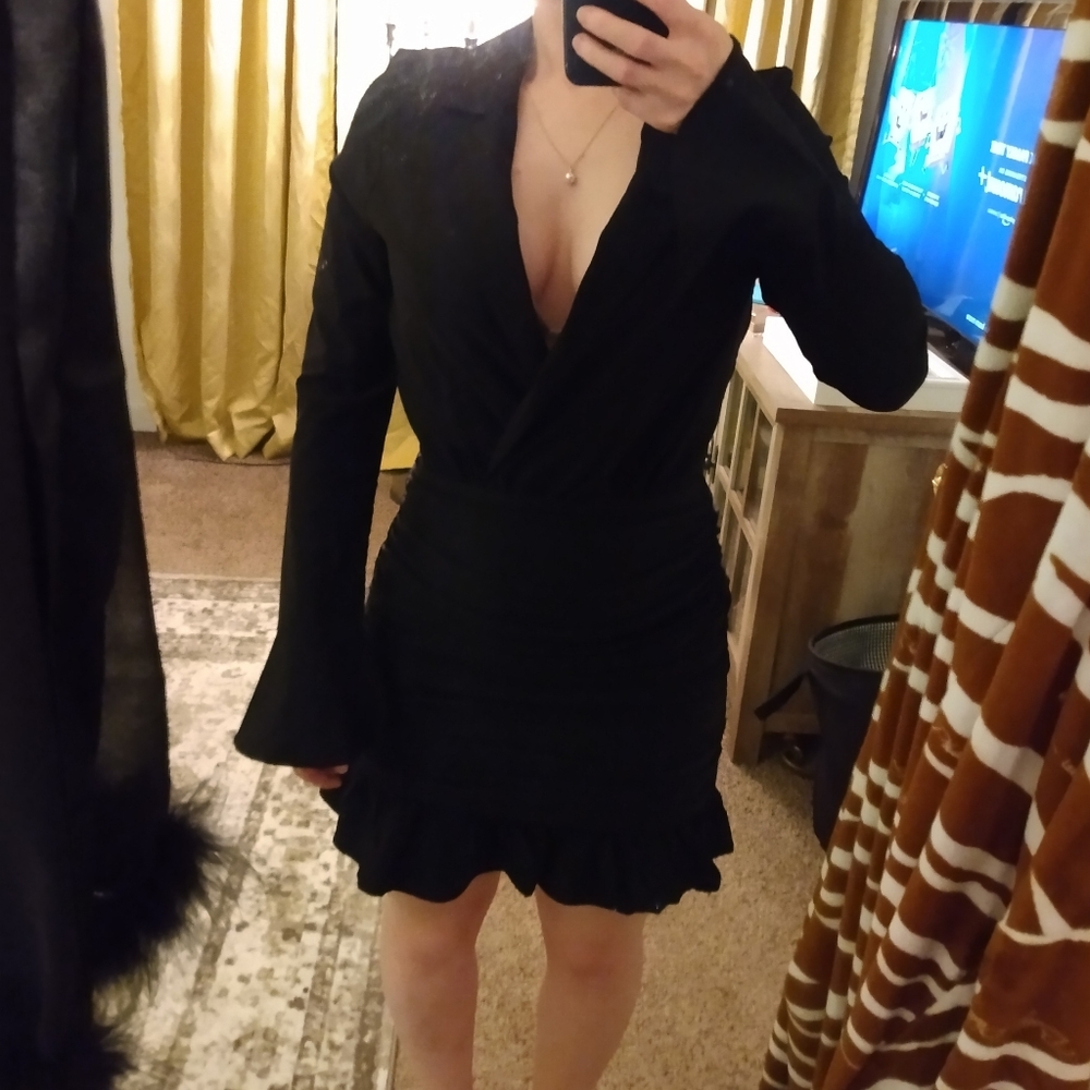 Dress - Picture 4 of 4